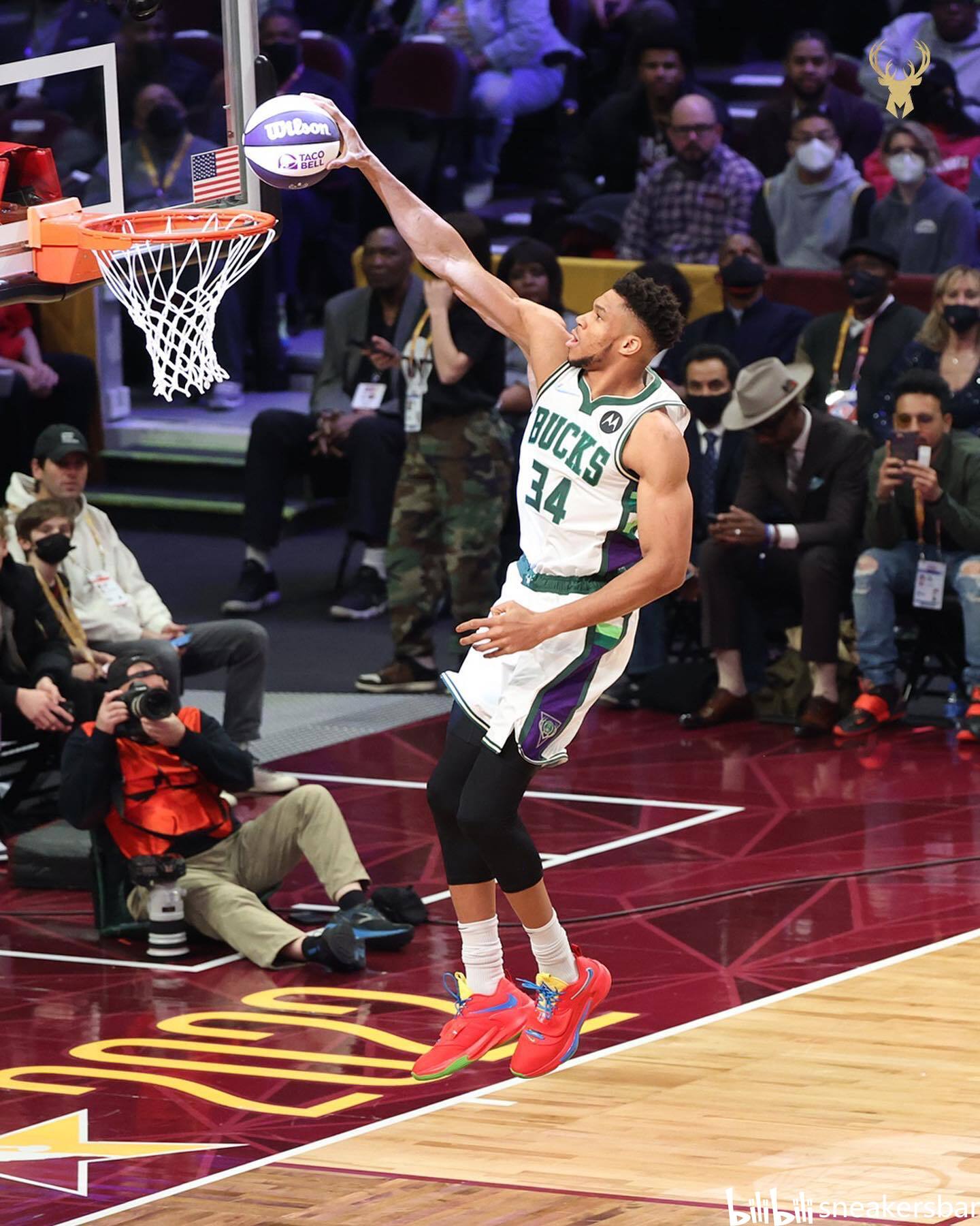 曼城为每位 曼城为每位